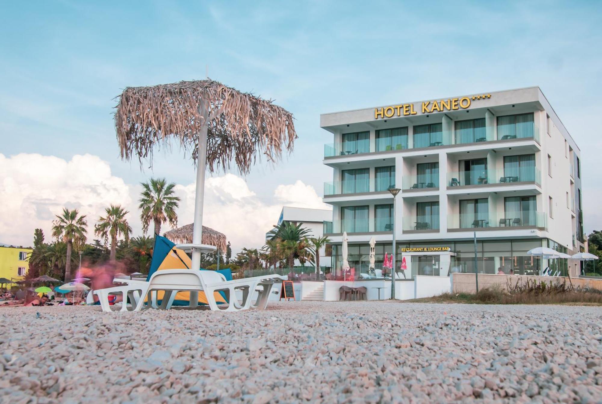 Kaneo Beach Hotel Новалья Экстерьер фото